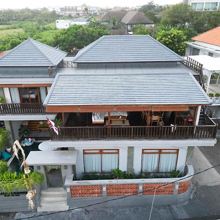 Tropical Beach House Bali Seminyak  Luaran gambar