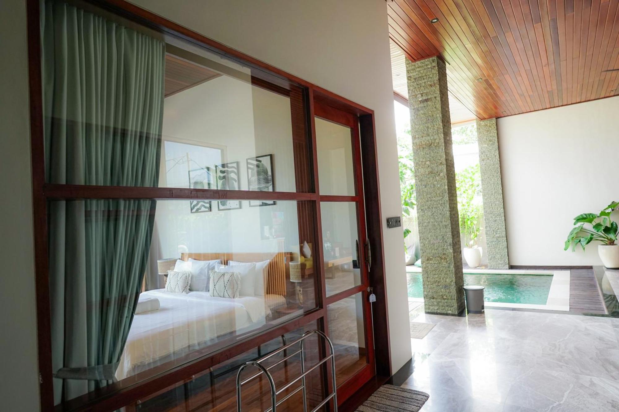 Tropical Beach House Bali Seminyak  Luaran gambar