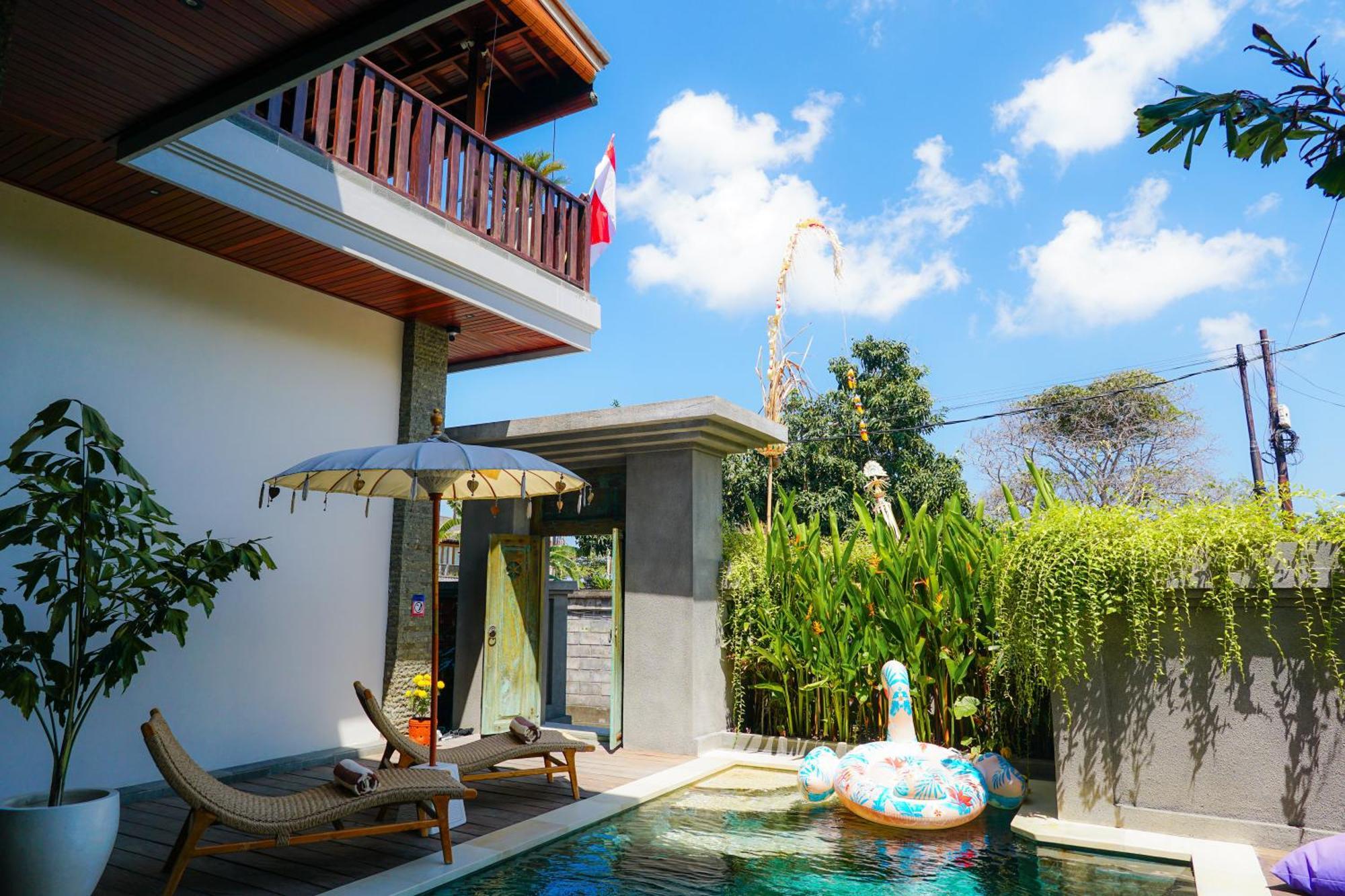Tropical Beach House Bali Seminyak  Luaran gambar