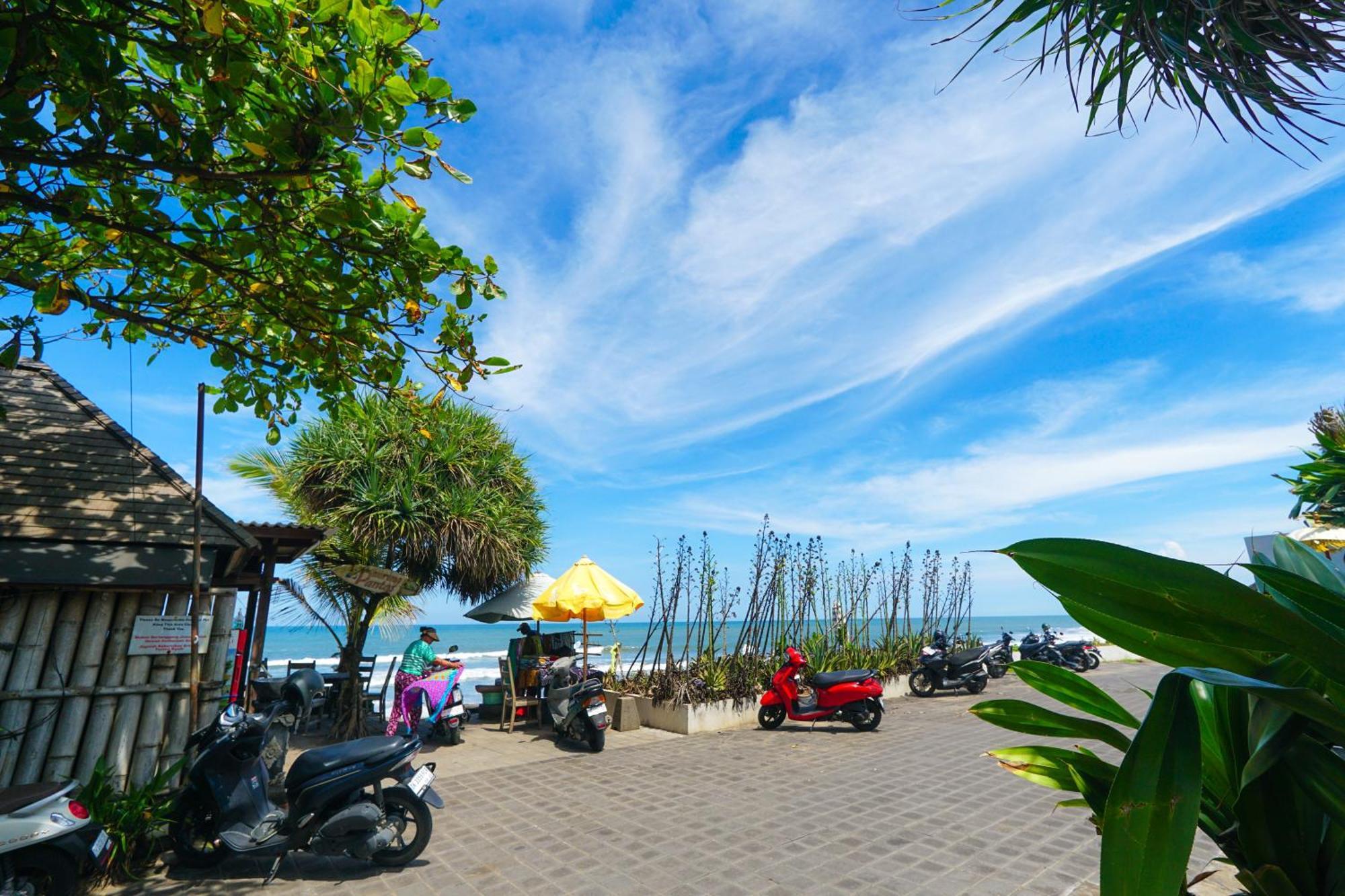 Tropical Beach House Bali Seminyak  Luaran gambar